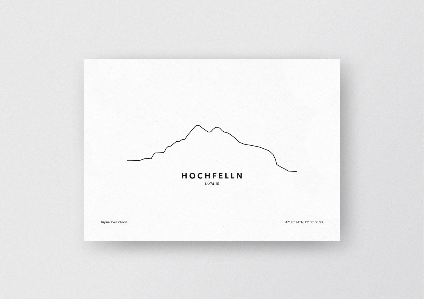 Minimalistische Illustration des Hochfelln in den Chiemgauer Alpen, als stilvoller Einrichtungsgegenstand für Zuhause.