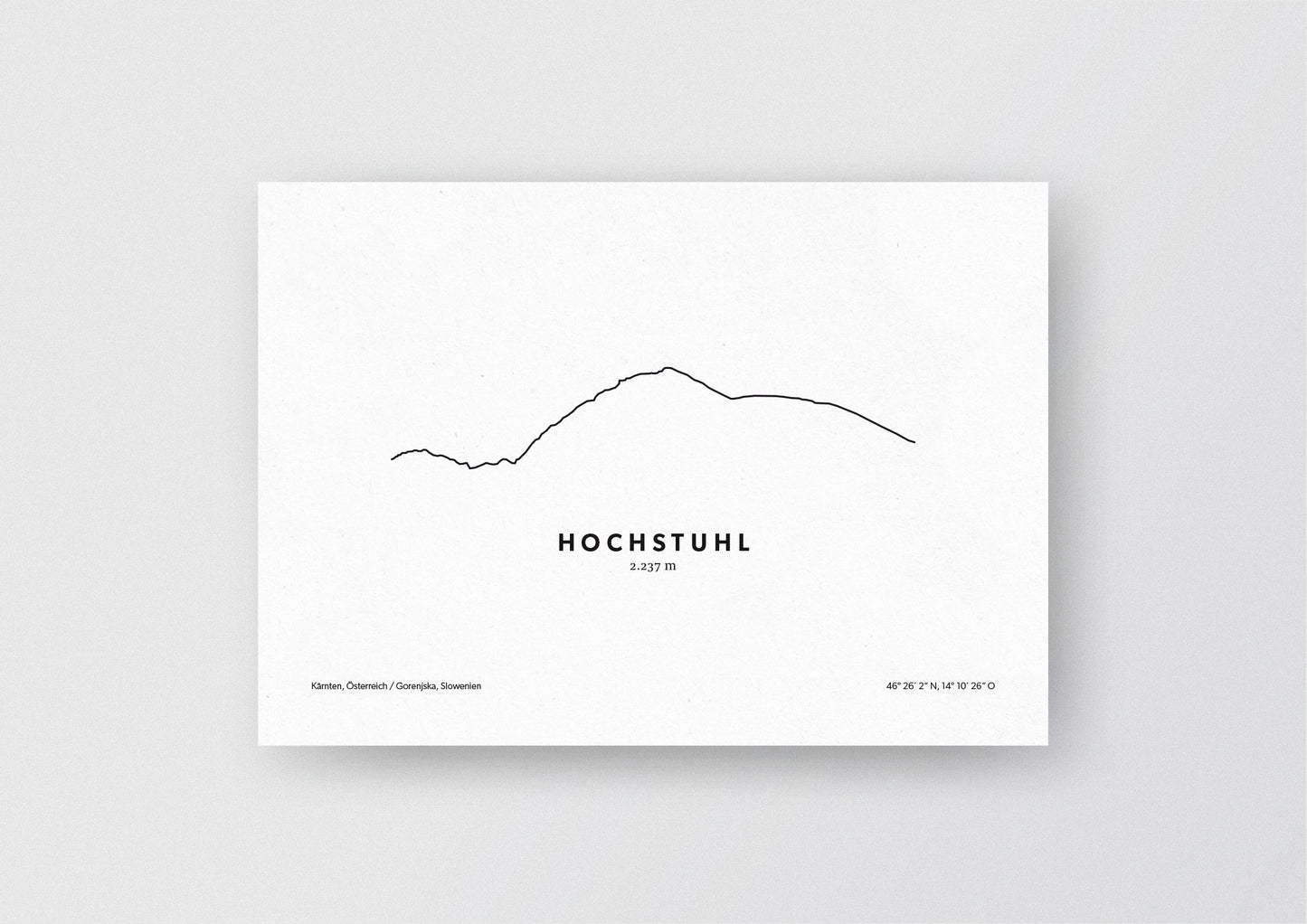 Minimalistische Illustration des des Hochstuhl, dem höchsten Berg der westlichen Karawanken, als stilvoller Einrichtungsgegenstand für Zuhause.