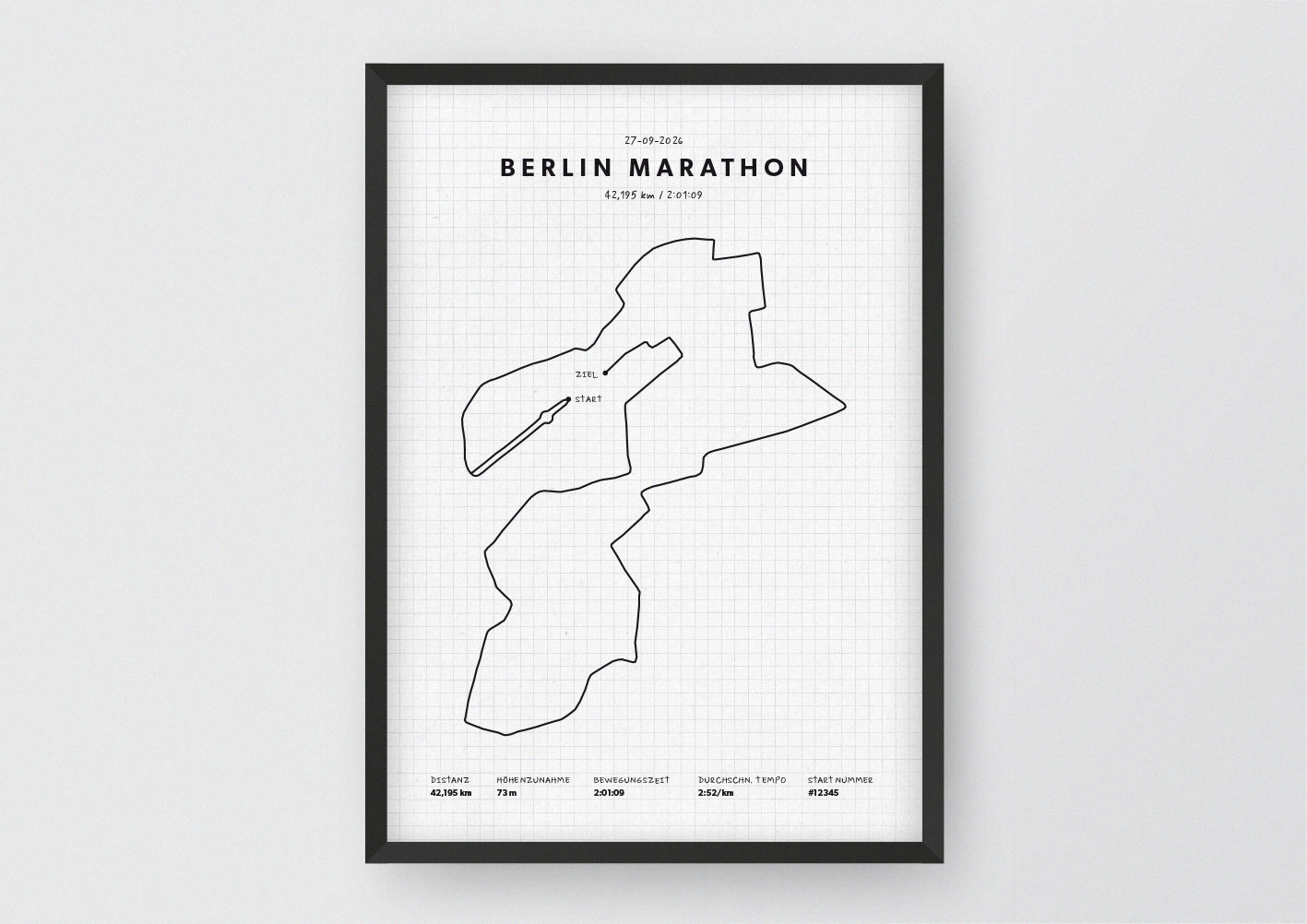 Unsere minimalistische Illustration Deines Berlin Marathons, ist die perfekte Erinnerung an ein sportliches Highlight und ein stilvoller Einrichtungsgegenstand für die heimischen Wände oder das ideale Geschenk für alle Läufer.