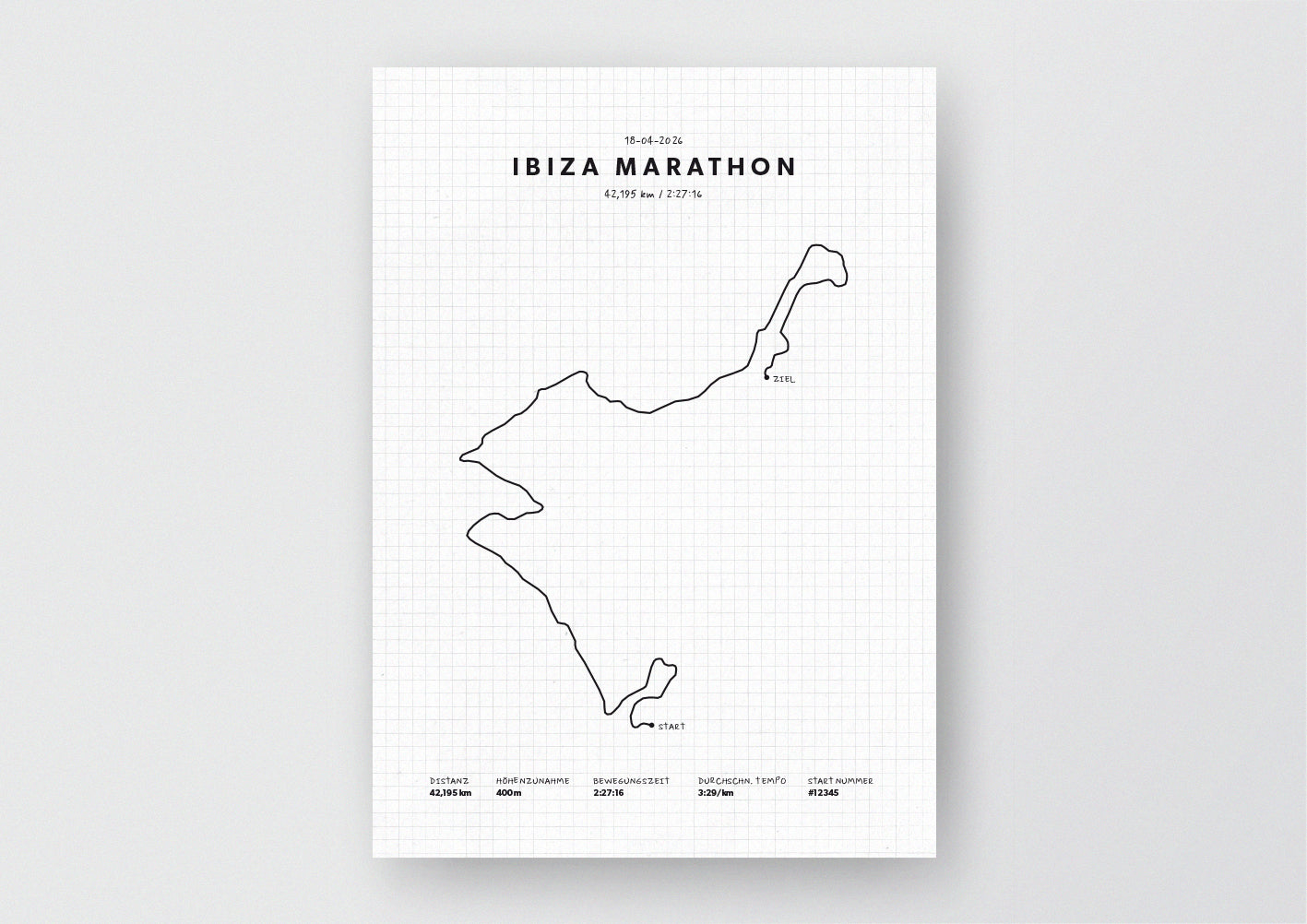 Unsere minimalistische Illustration Deines Ibiza Marathons, ist die perfekte Erinnerung an ein sportliches Highlight und ein stilvoller Einrichtungsgegenstand für die heimischen Wände oder das ideale Geschenk für alle Läufer.