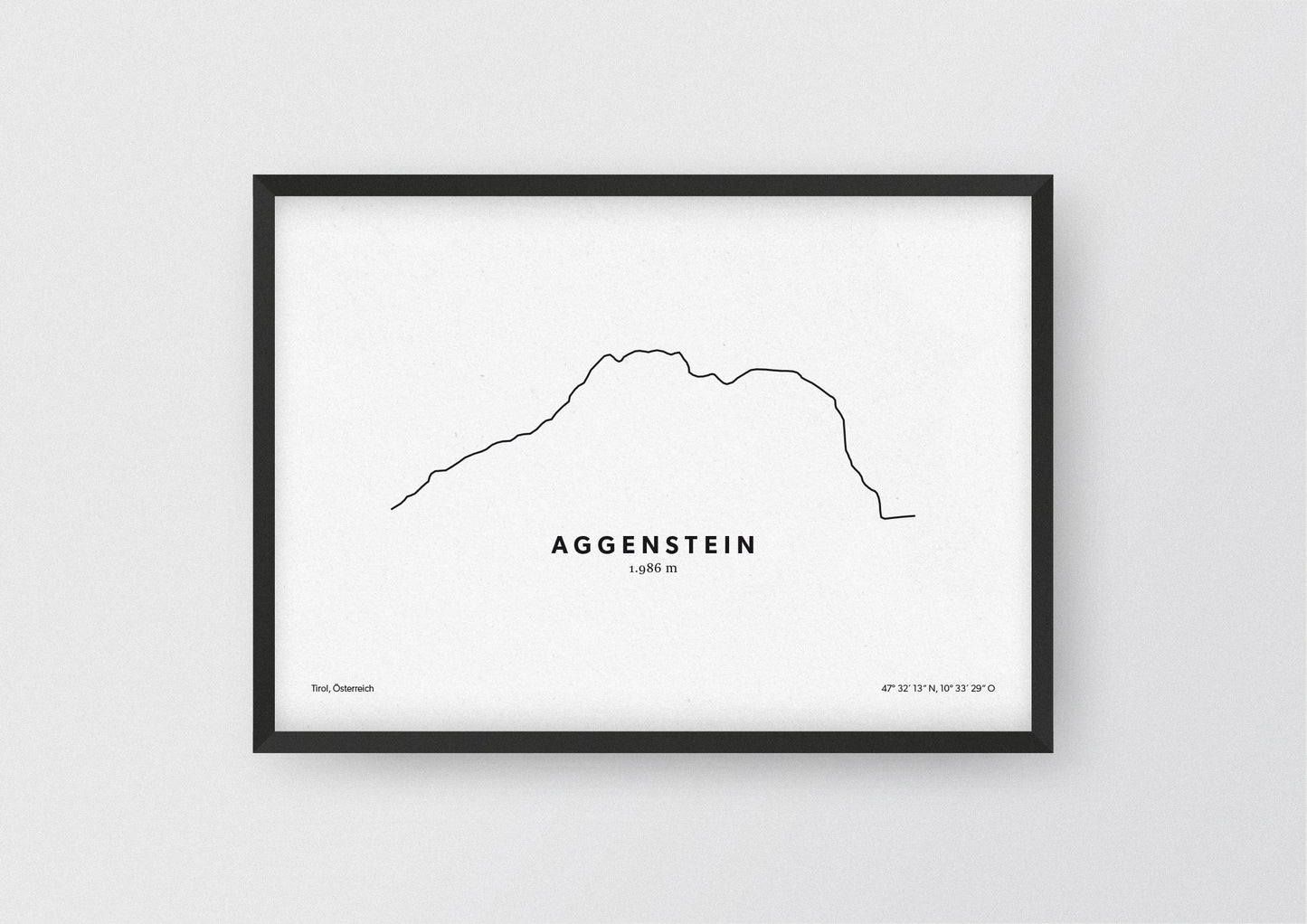 Minimalistische Illustration des Aggenstein in Tirol, als stilvoller Einrichtungsgegenstand für Zuhause.