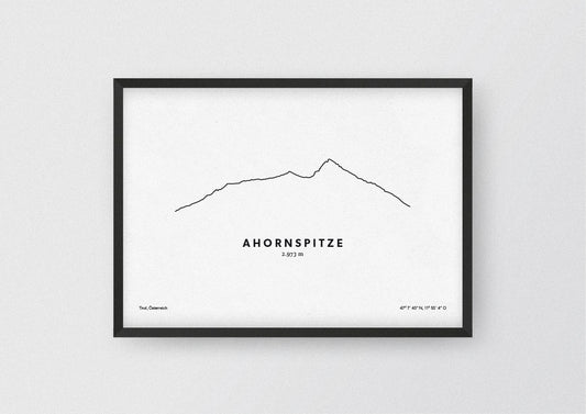 Minimalistische Illustration der Ahornspitze in den Zillertaler Alpen, südöstlich oberhalb von Mayrhofen, als stilvoller Einrichtungsgegenstand für Zuhause.