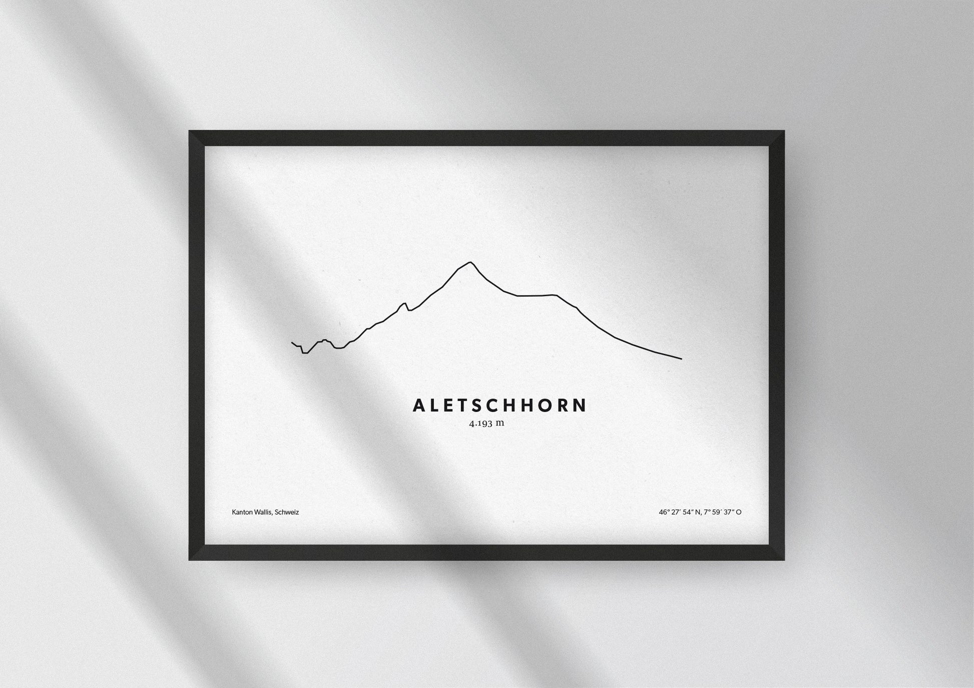 Minimalistische Illustration des Aletschhorn in den Walliser Alpen, als stilvoller Einrichtungsgegenstand für Zuhause.