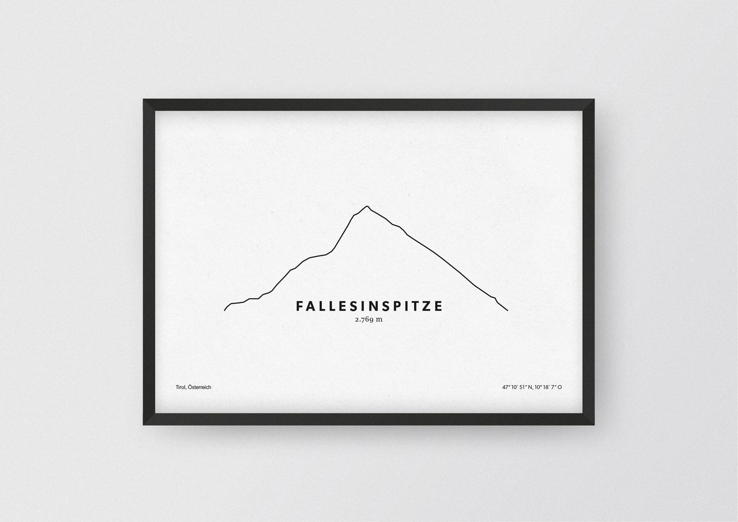 Minimalistische Illustration der Fallesinspitze in Tirol, als stilvoller Einrichtungsgegenstand für Zuhause.