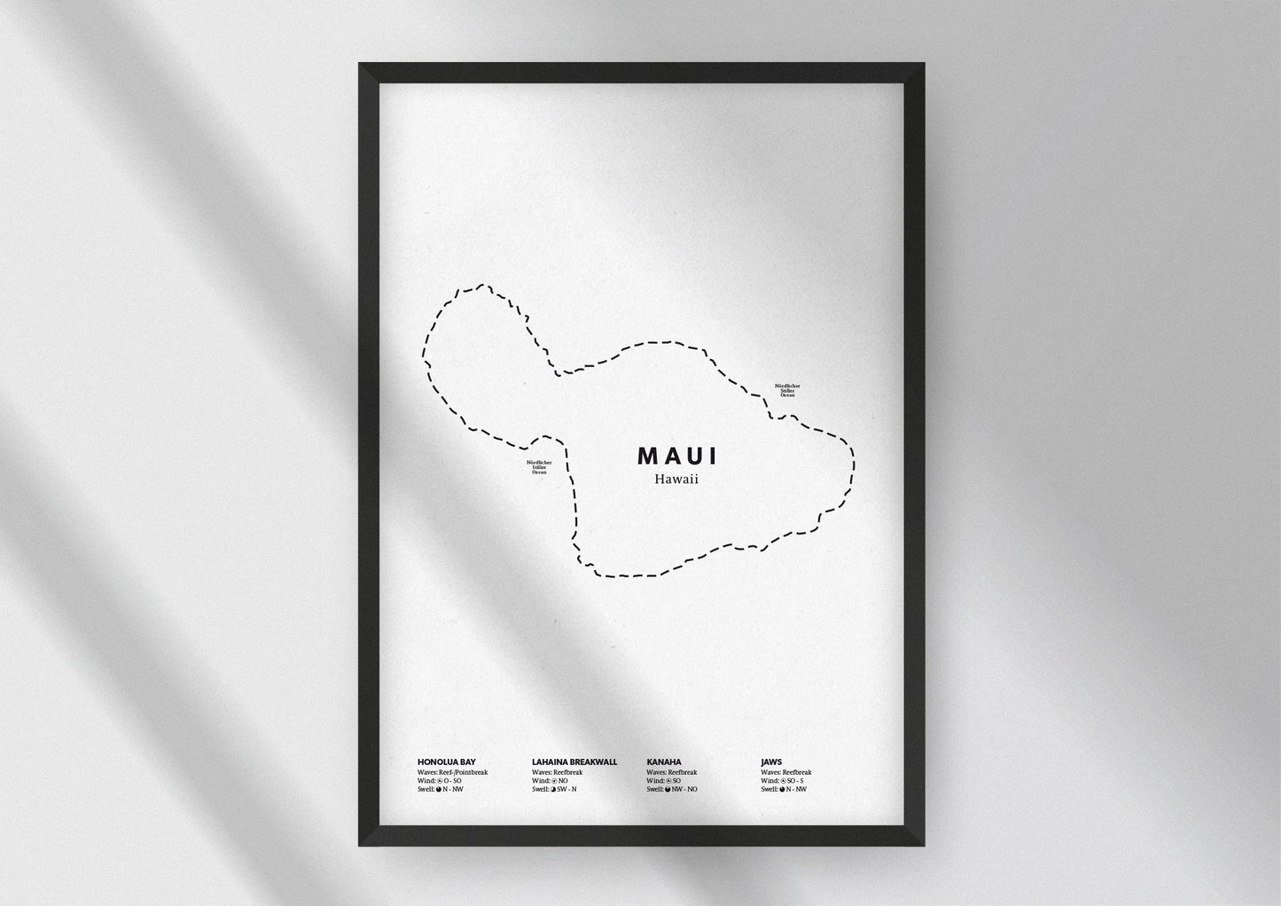 Minimalistische Illustration der Karte von Maui, mit Markierung der Küste sowie vier Surfhotspots der Region, als stilvoller Einrichtungsgegenstand für Zuhause.