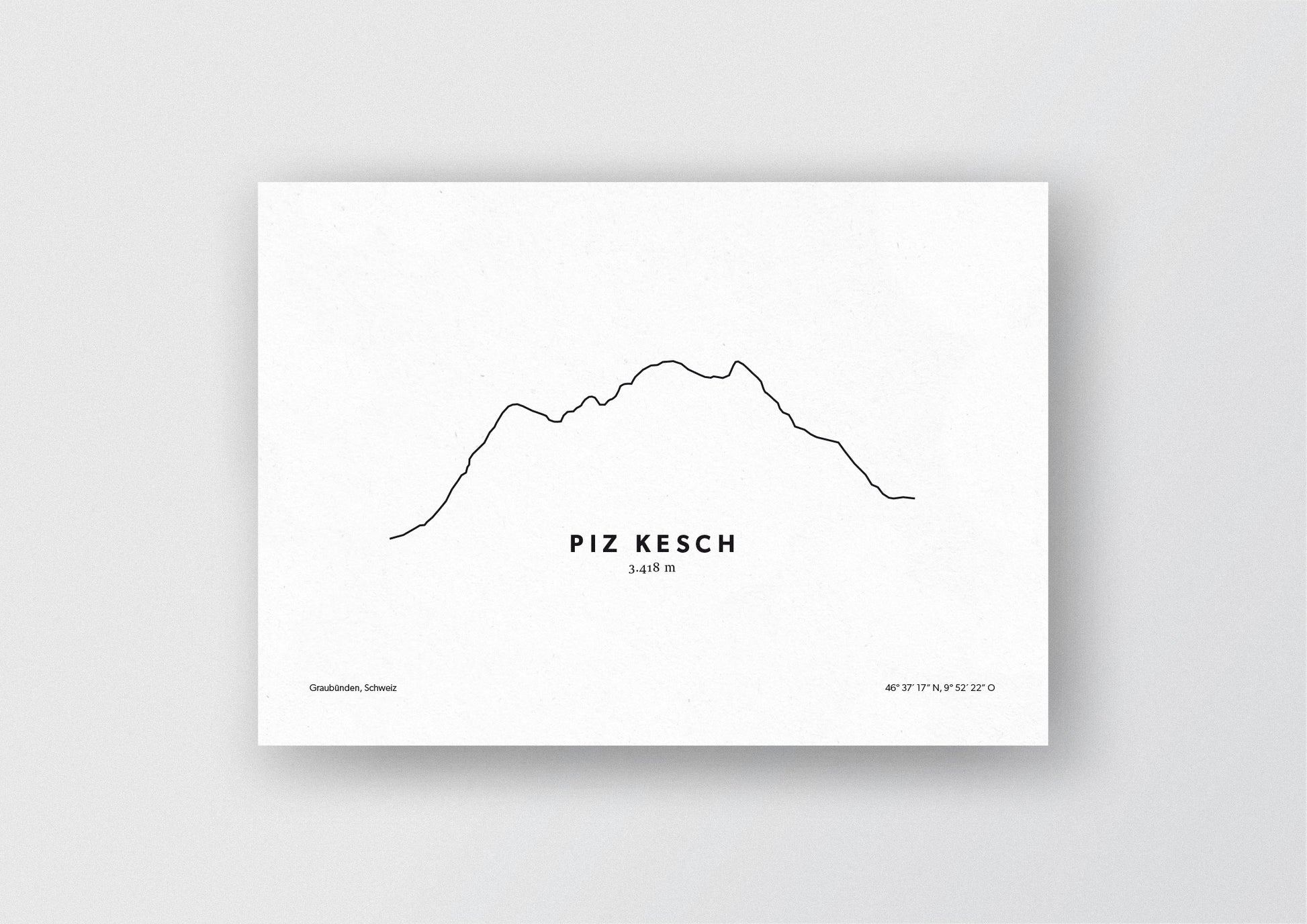 Minimalistische Illustration des Piz Kesch, dem höchsten Berg der Albula-Alpen, als stilvoller Einrichtungsgegenstand für Zuhause.