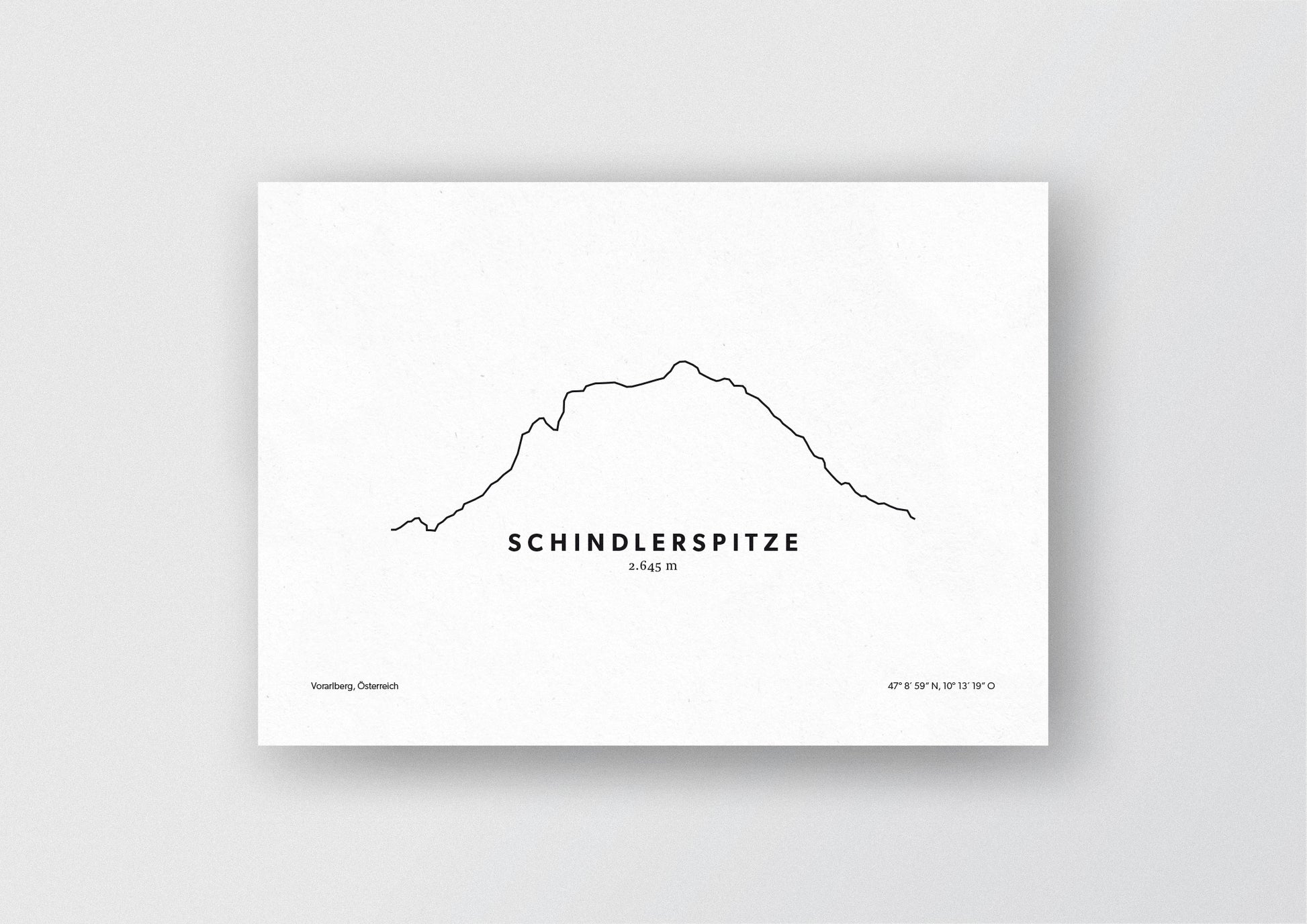 Minimalistische Illustration der Schindlerspitze in Vorarlberg, als stilvoller Einrichtungsgegenstand für Zuhause.