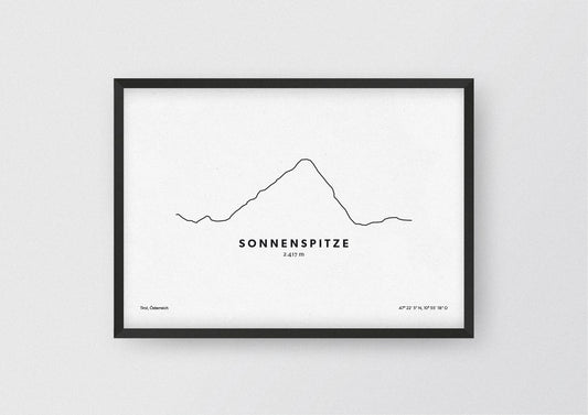 Minimalistische Illustration der Sonnenspitze in Tirol, als stilvoller Einrichtungsgegenstand für Zuhause.